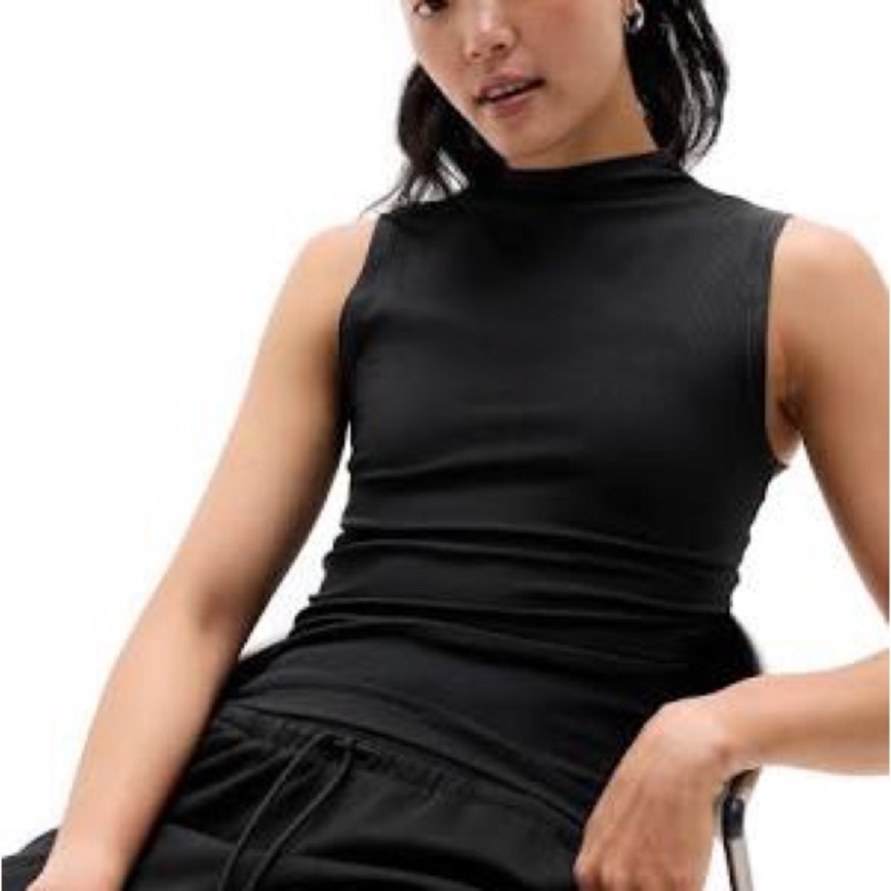 Athleta Black Sleeveless Women's Top! Beautiful